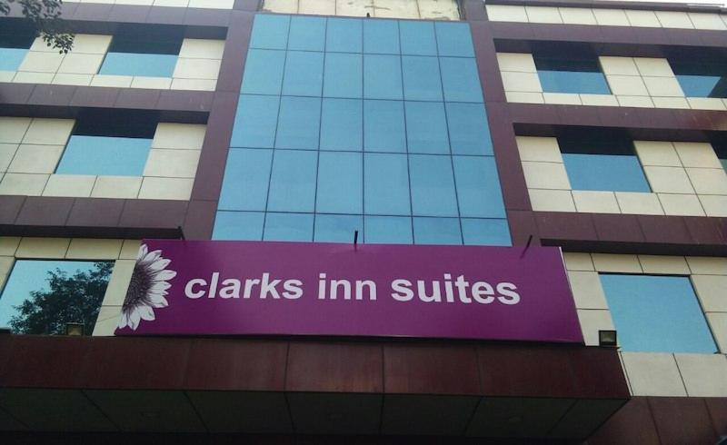 Bluemont Beacon Hotel New Delhi Γκουργκάον Εξωτερικό φωτογραφία