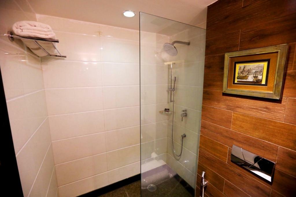 Bluemont Beacon Hotel New Delhi Γκουργκάον Εξωτερικό φωτογραφία