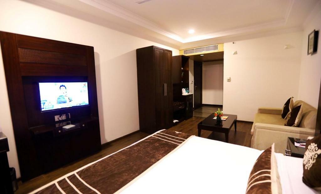 Bluemont Beacon Hotel New Delhi Γκουργκάον Εξωτερικό φωτογραφία