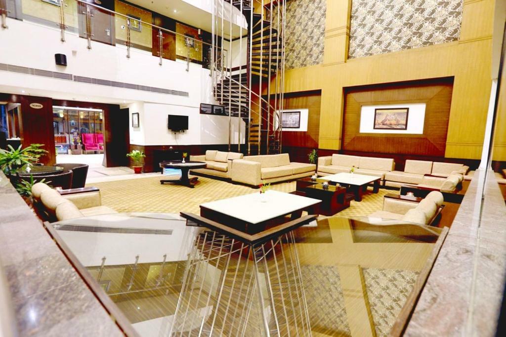 Bluemont Beacon Hotel New Delhi Γκουργκάον Εξωτερικό φωτογραφία