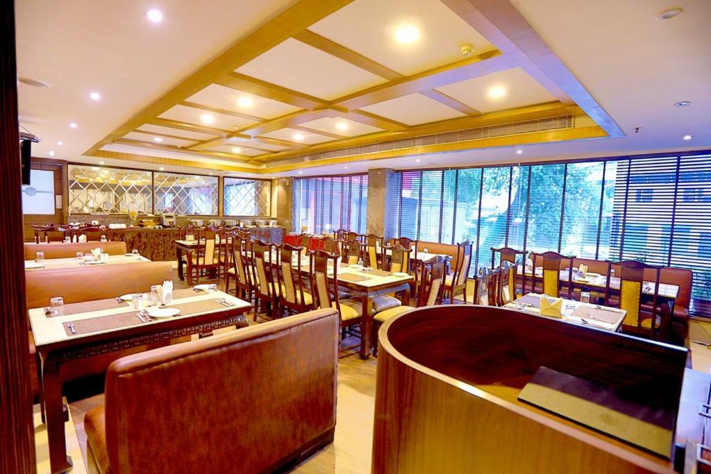 Bluemont Beacon Hotel New Delhi Γκουργκάον Εξωτερικό φωτογραφία