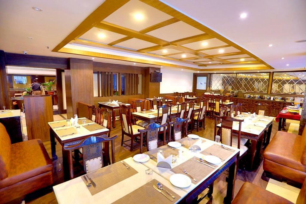 Bluemont Beacon Hotel New Delhi Γκουργκάον Εξωτερικό φωτογραφία