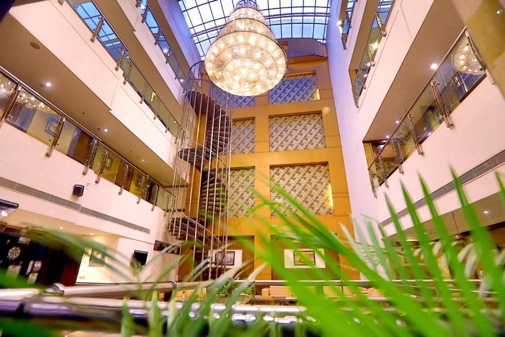 Bluemont Beacon Hotel New Delhi Γκουργκάον Εξωτερικό φωτογραφία